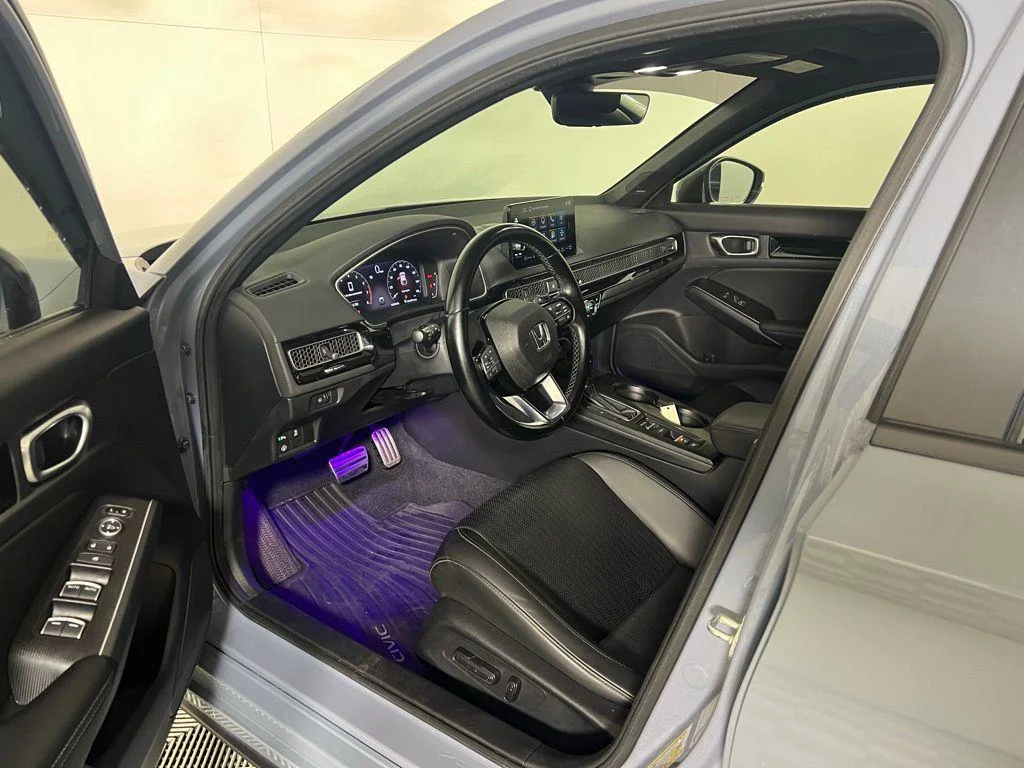 Used 2022 Morning Mist Metallic Honda Sport Touring image 4