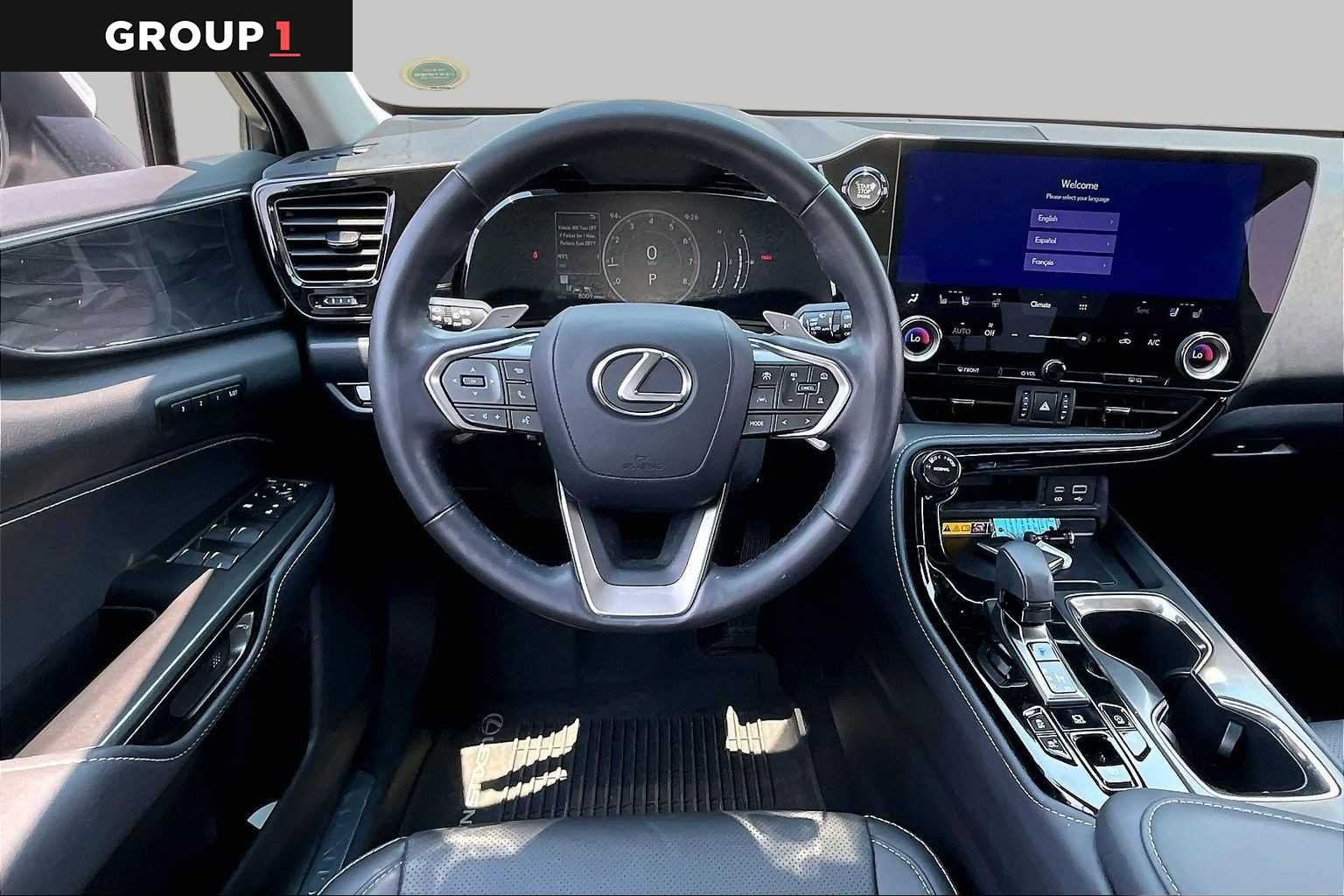 Used 2025 Eminent White Pearl Lexus Premium image 6