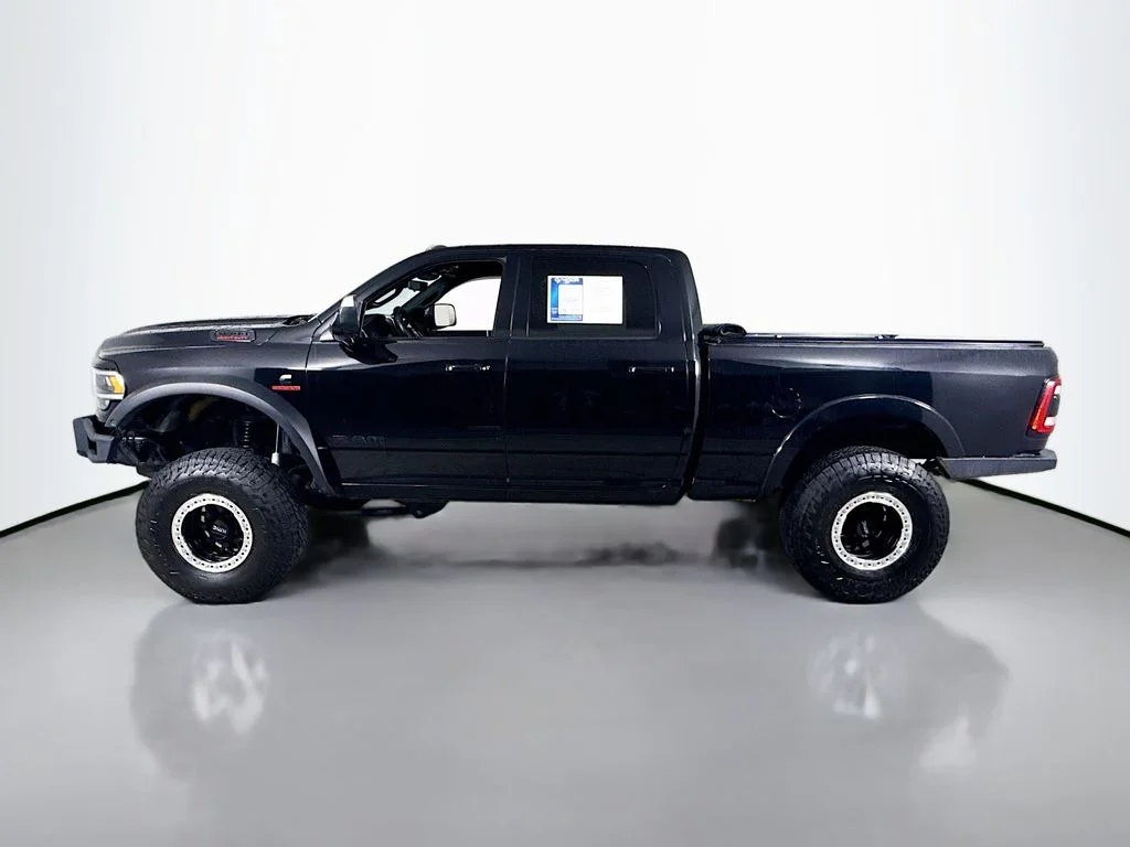 Used 2021 Diamond Black Ram Laramie image 11