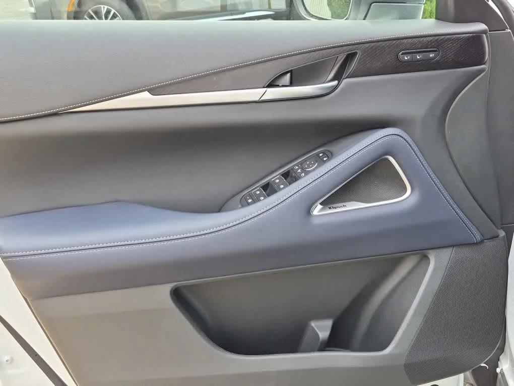 2026 INFINITI QX60 Sport - Photo 11
