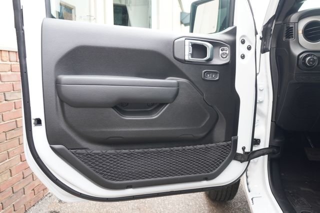 New 2026 Bright White Clearcoat Jeep Sport S image 13