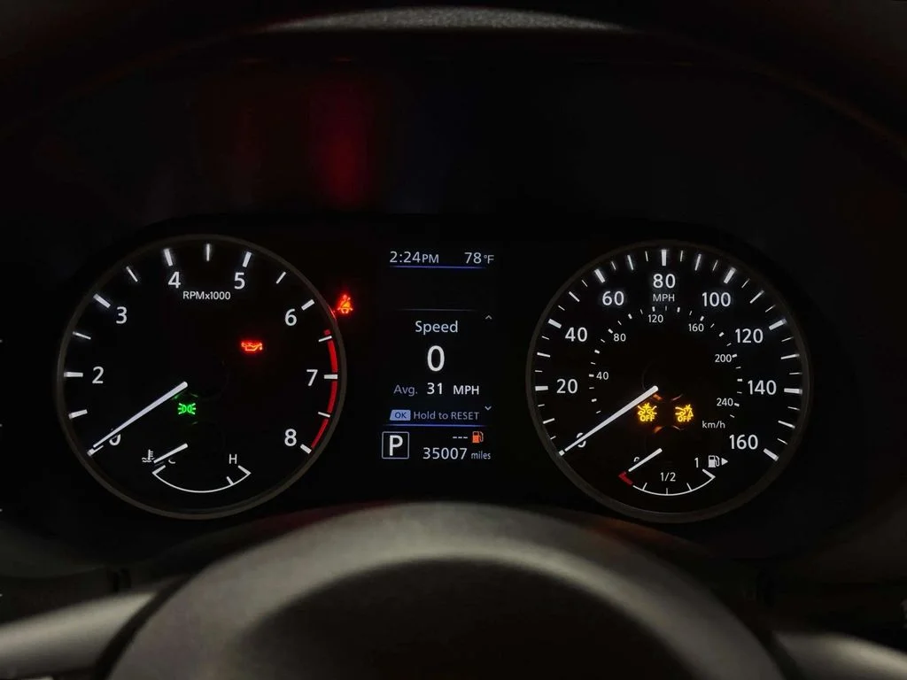 Certified Used 2025 Gun Metallic Nissan S image 13