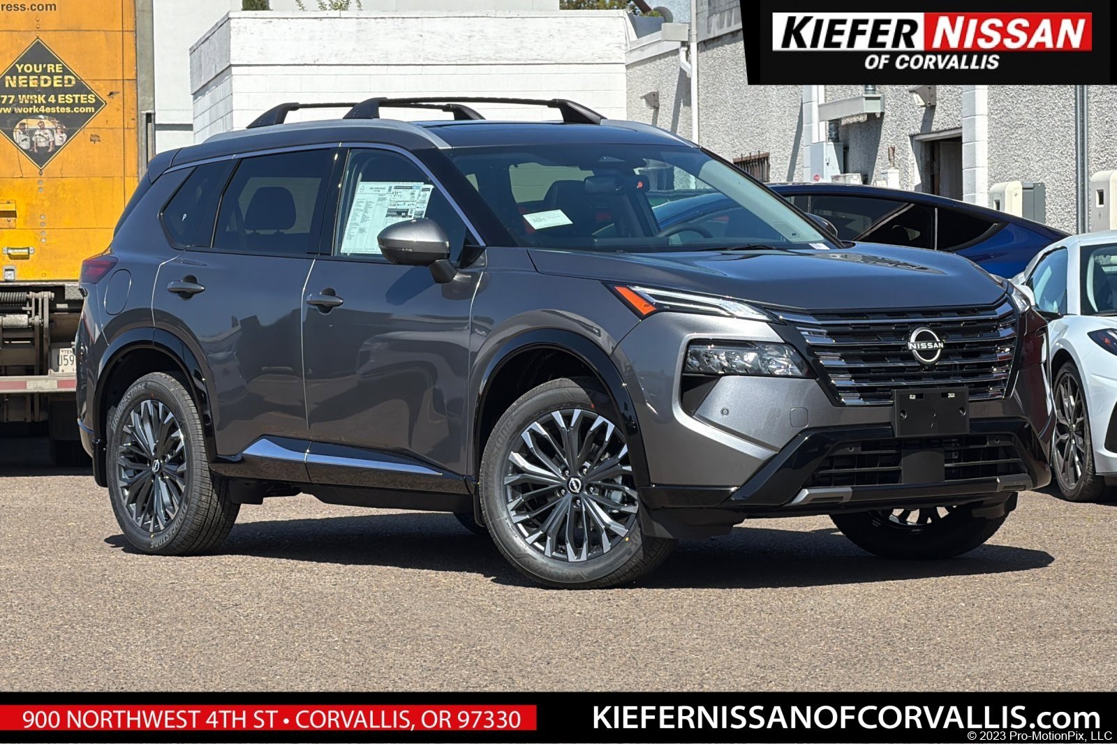 2026 Nissan Rogue Platinum AWD's photo