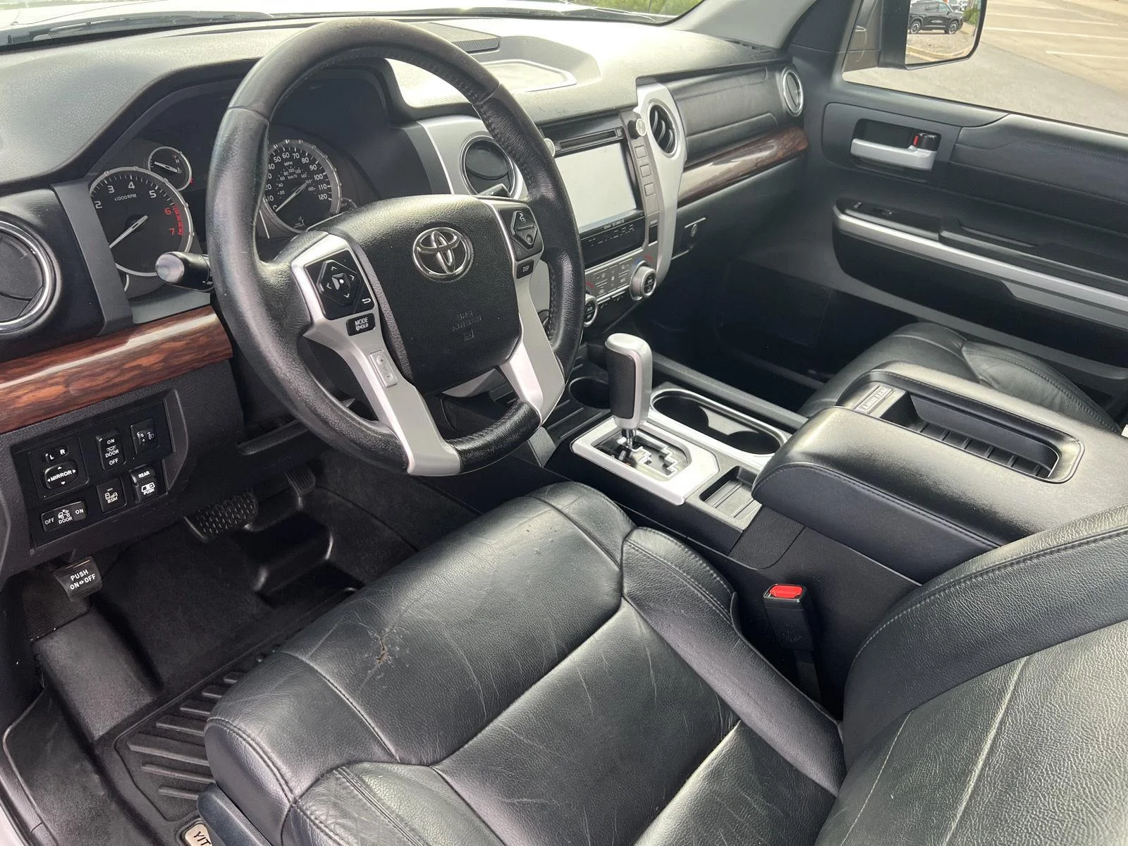 2016 Toyota Tundra Limited - Photo 3