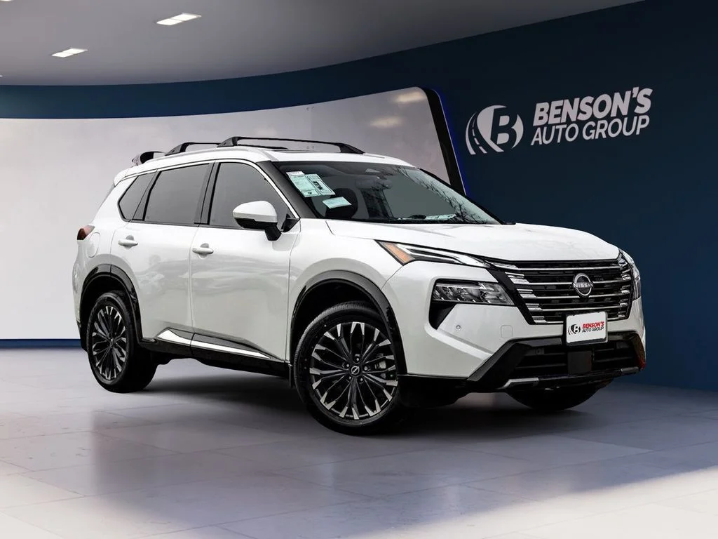New 2026 White Nissan Platinum image 1