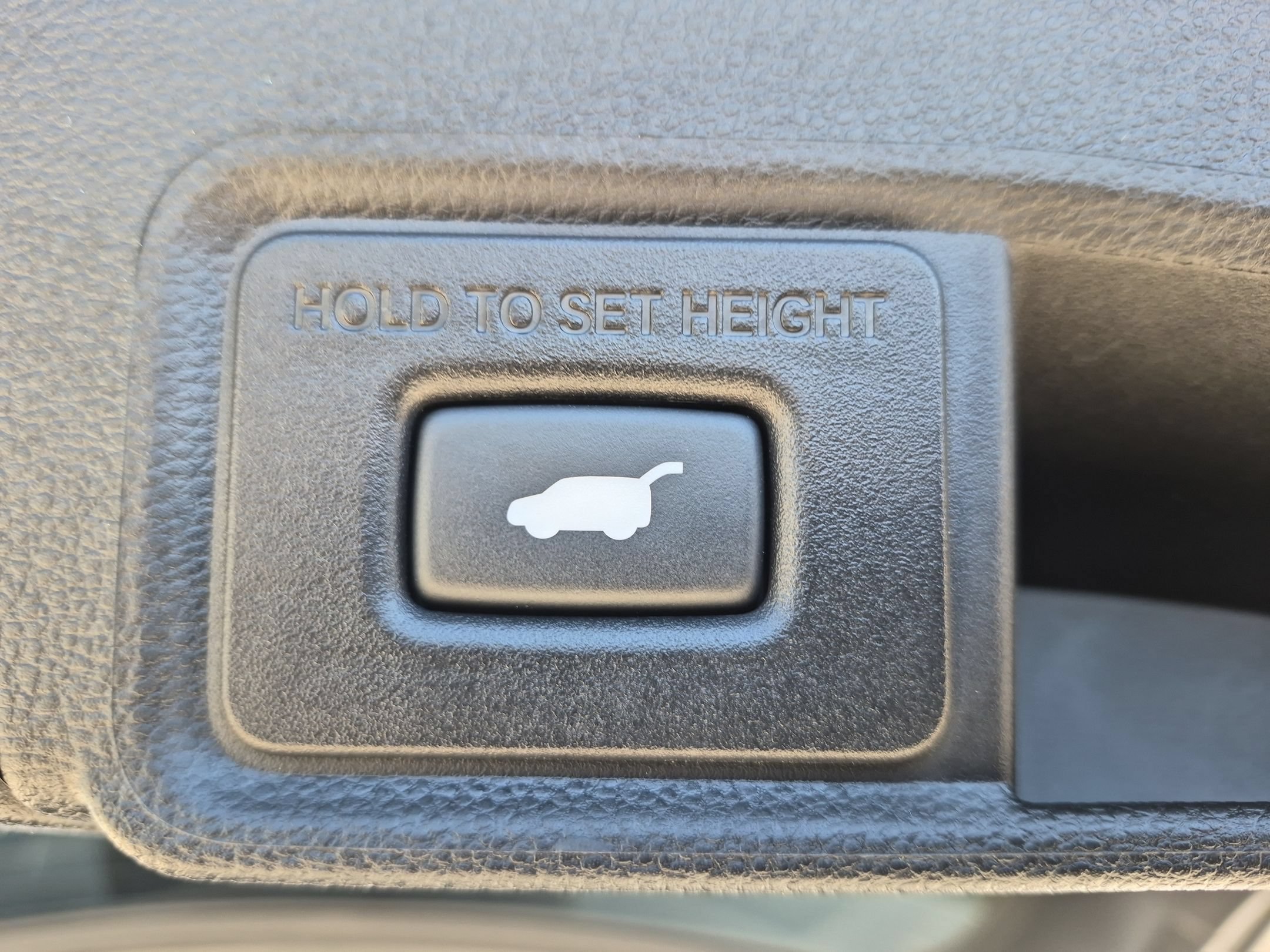 Used 2023 White Acura w/Technology Package image 28