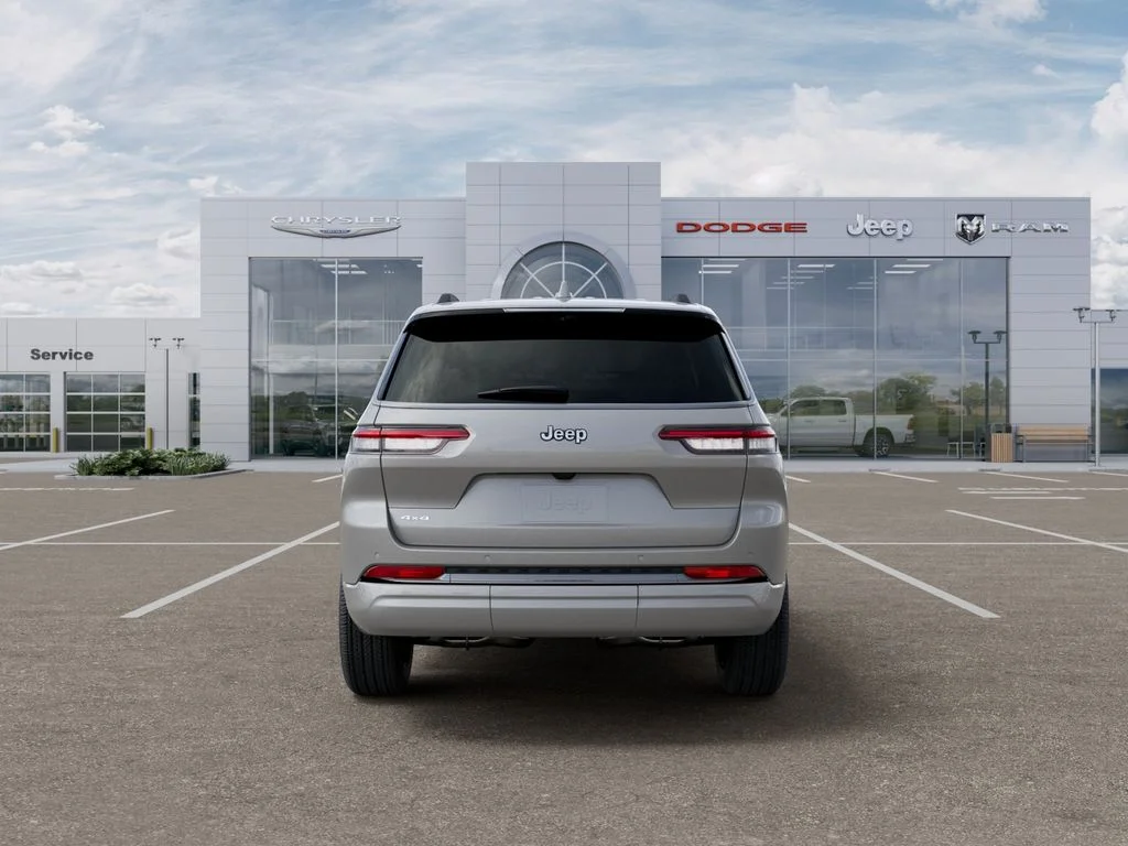 New 2026 Silver Zynith Jeep Limited Reserve image 7
