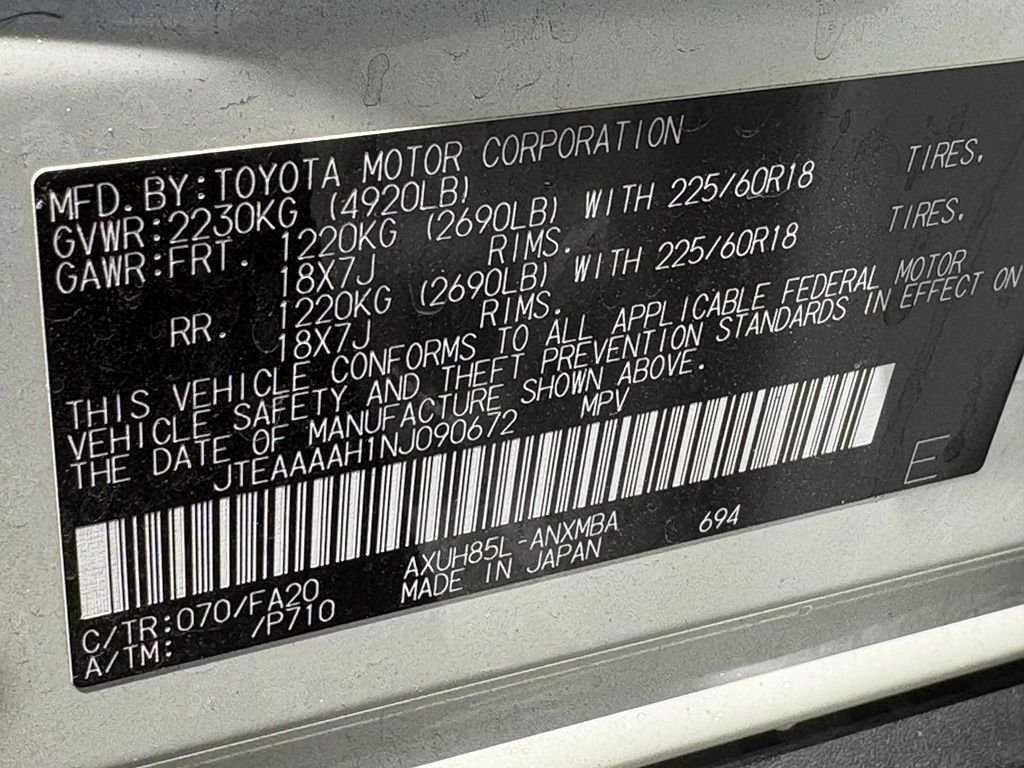 Used 2022 White Toyota LE image 15