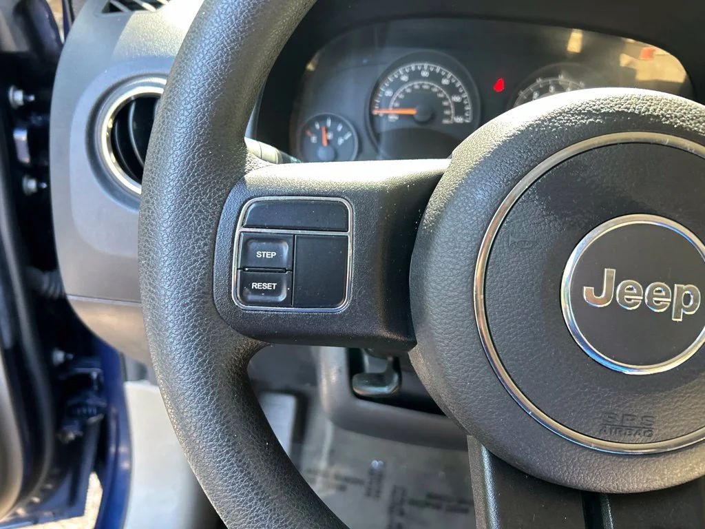 Used 2017 Blue Jeep Sport image 21