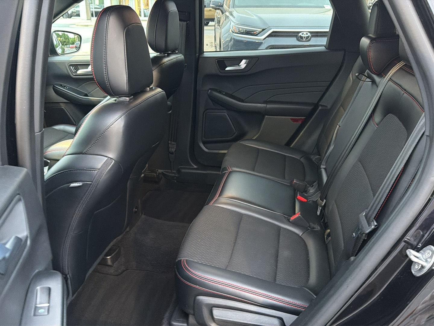 Used 2025 Carbonized Gray Ford ST-Line image 11