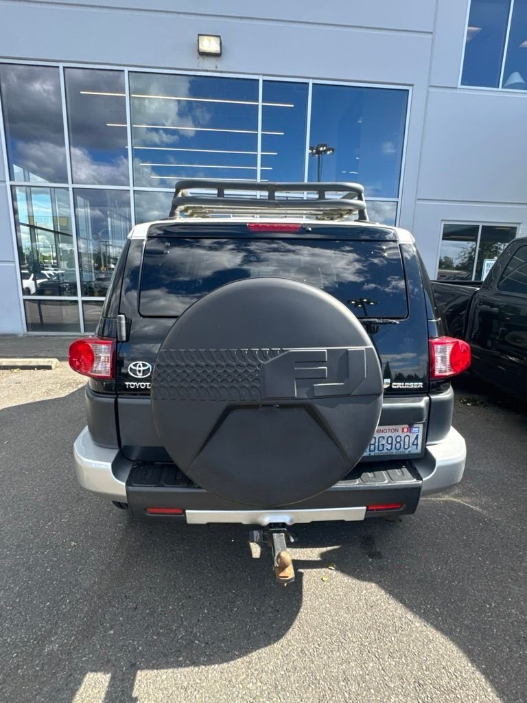 Used 2010  Toyota Base image 6