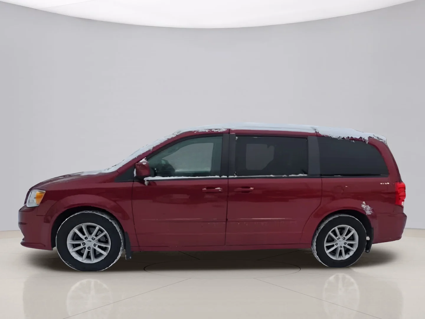 Used 2014 Red Dodge SXT image 5