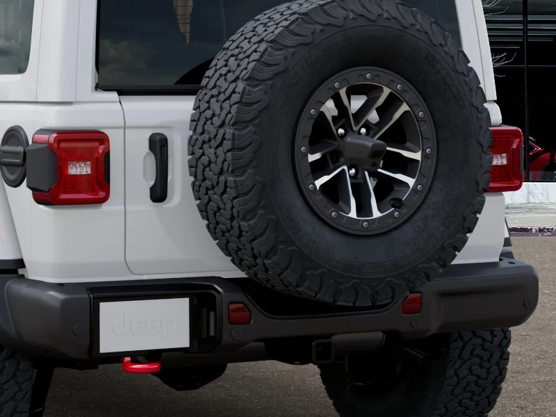 New 2027 Bright White Clear-Coat Paint Jeep Rubicon image 39