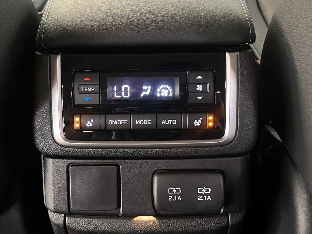 Used 2022 Crystal Black Silica Subaru Limited image 27