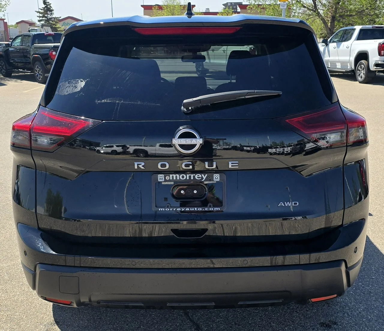Used 2024 Black Nissan S AWD image 4
