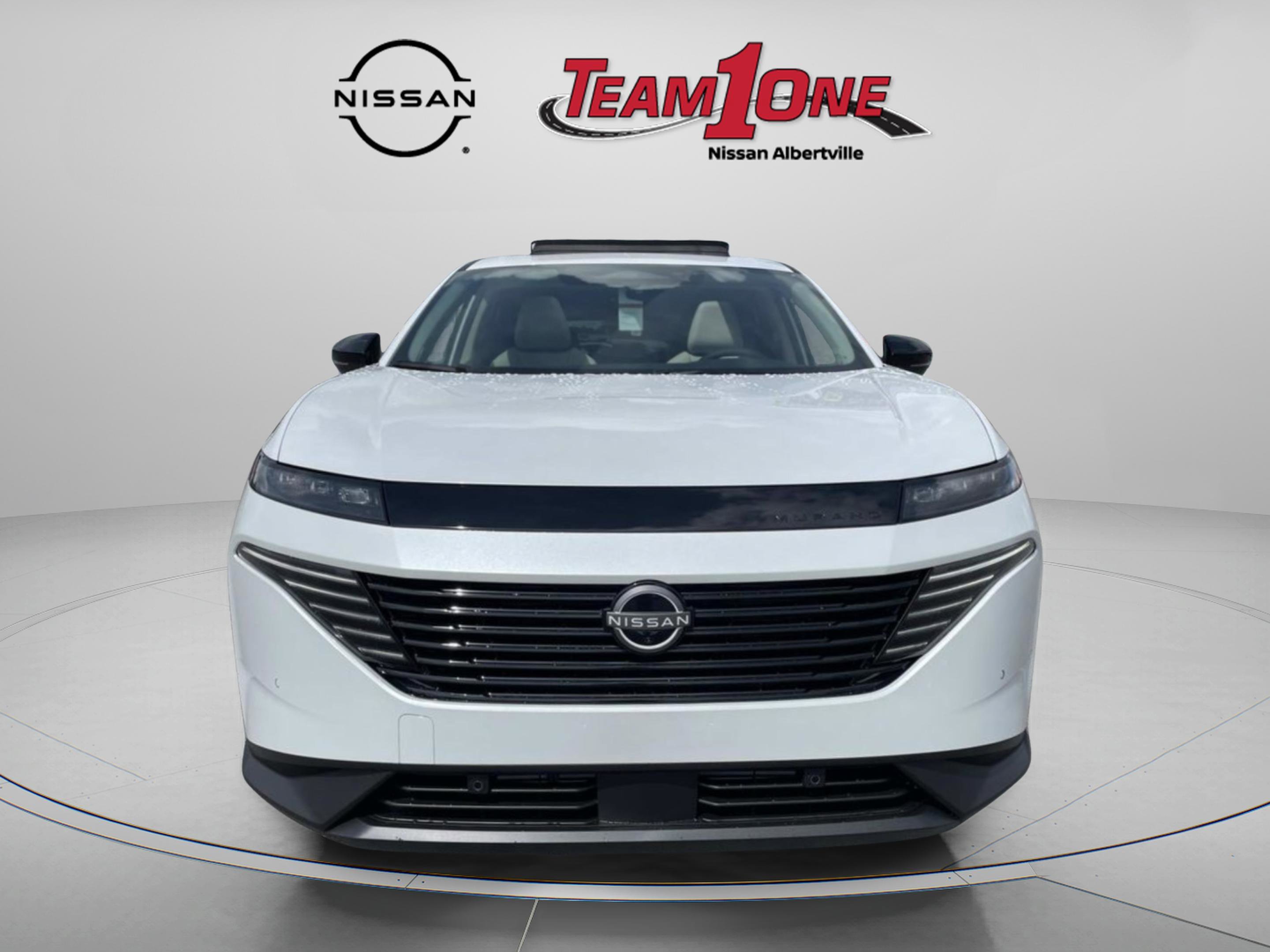 New 2026 Everest White Pearl TriCoat Nissan SL image 2