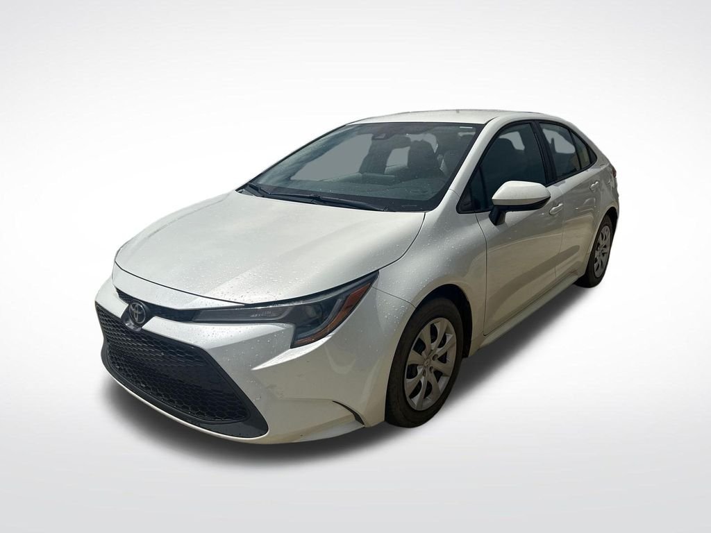 Used 2021 White Toyota LE image 9