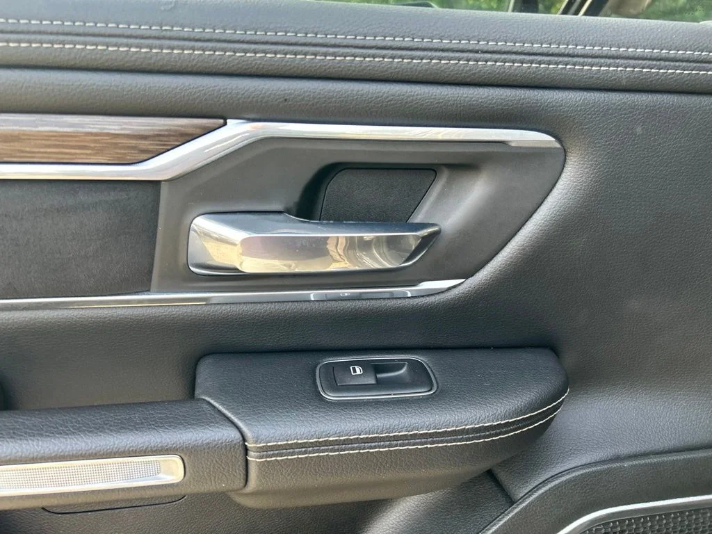 Used 2019 Crystal Metallic Ram Laramie image 20
