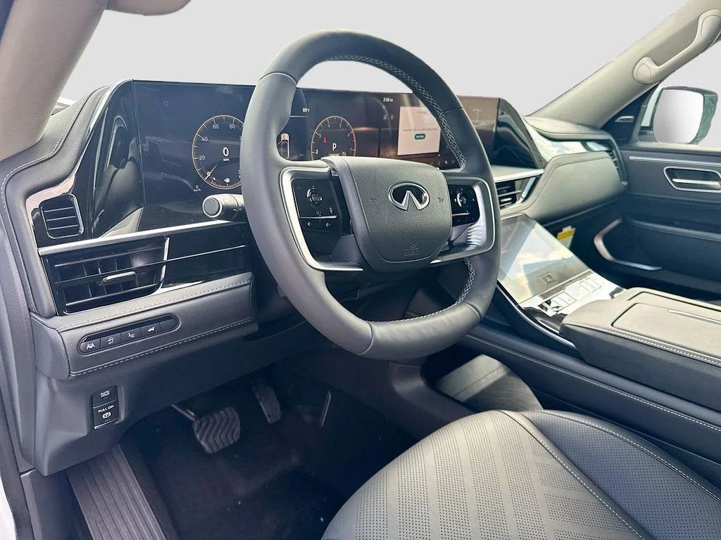 New 2027 RADIANT WHITE INFINITI Luxe 2WD image 9
