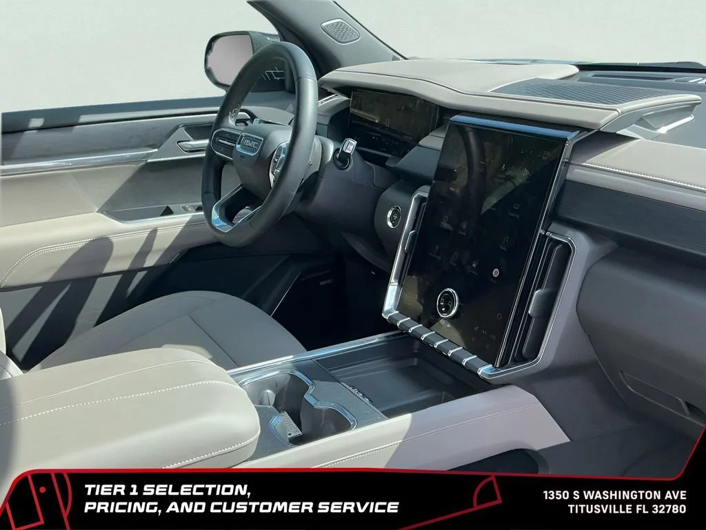 New 2026 Sterling Metallic GMC Elevation image 18