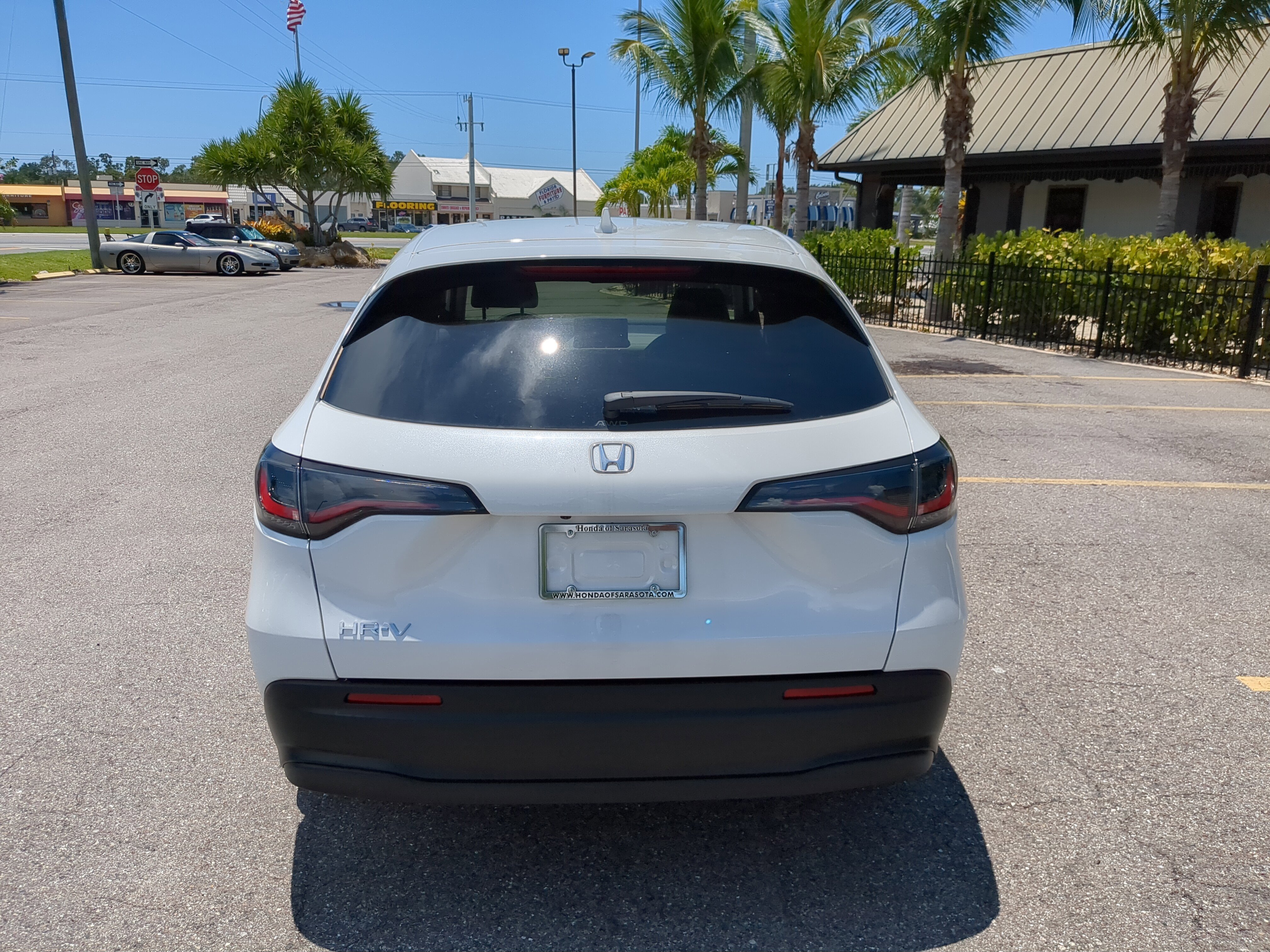 New 2027 Platinum White Pearl Honda LX image 6