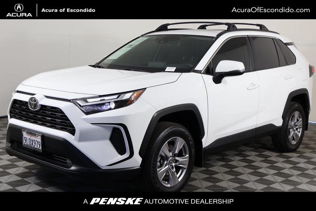 2024 Toyota RAV4 XLE