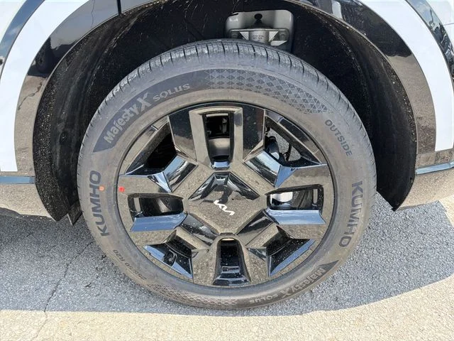 New 2027 White Kia SX-Prestige image 26