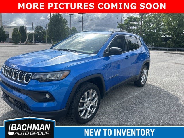 Used 2023 Laser Blue Pearlcoat Jeep Latitude Lux image 1
