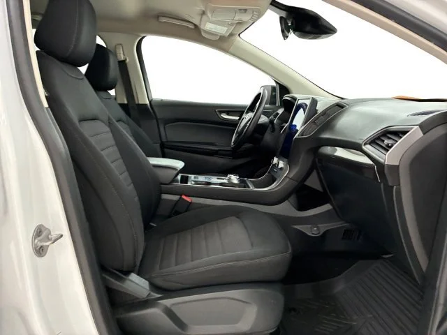 Certified Used 2022 White Ford SE image 14