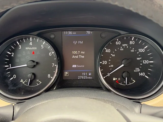 Used 2020 Blue Nissan SV image 37