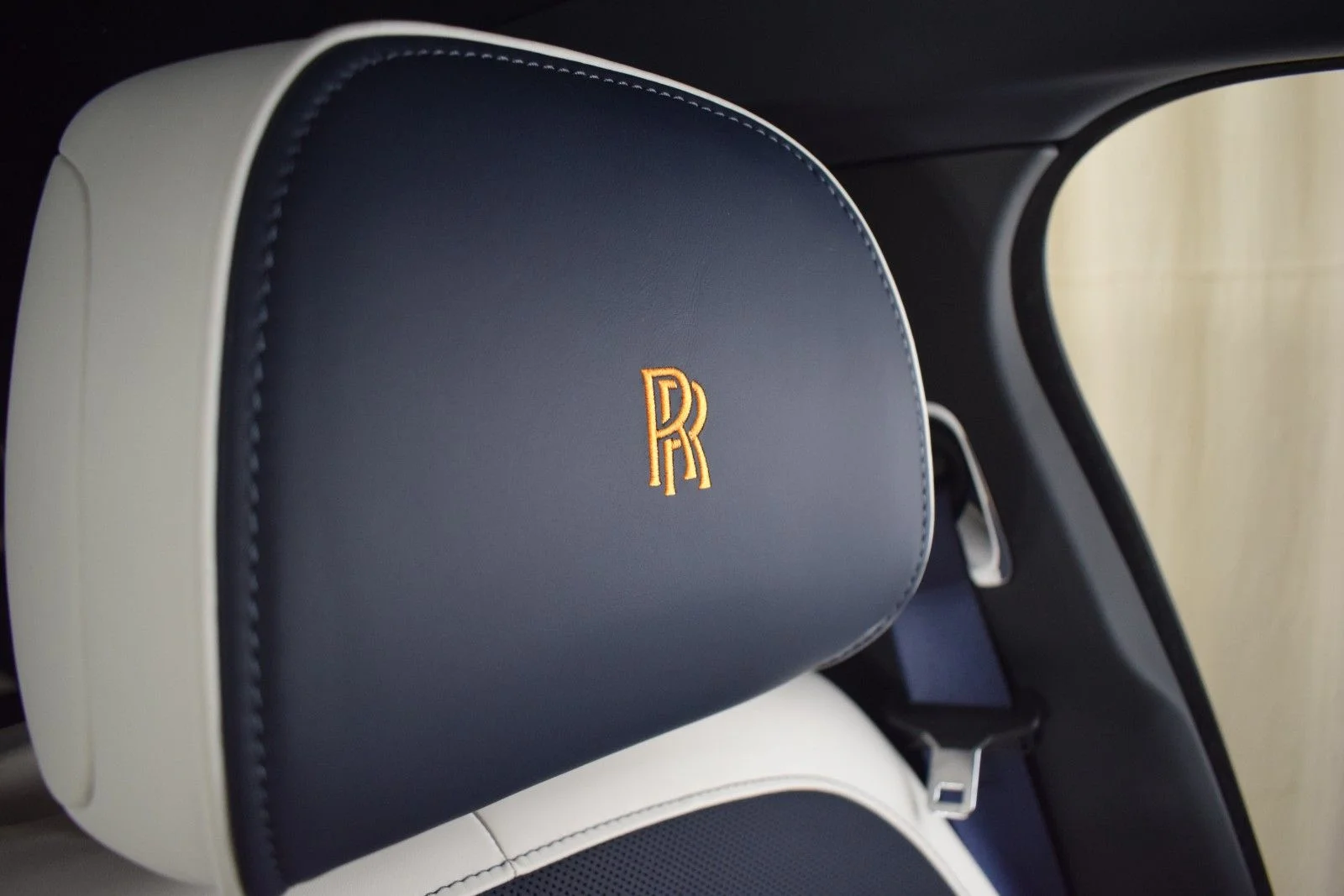 Used 2021 Blue Rolls-Royce  image 38