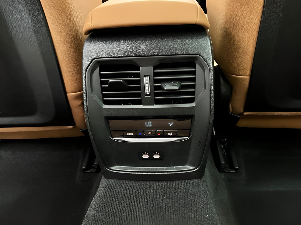 Used 2026 Black Sapphire Metallic BMW 330i xDrive image 26