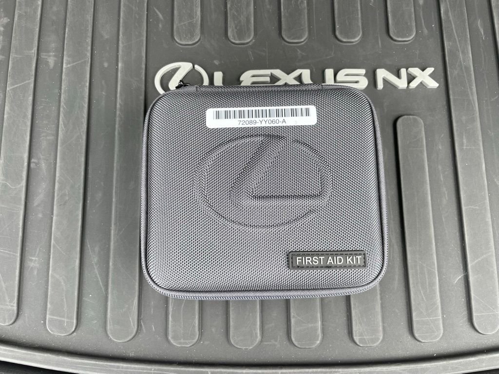 Used 2022 Gray Lexus 350 F SPORT Handling image 33