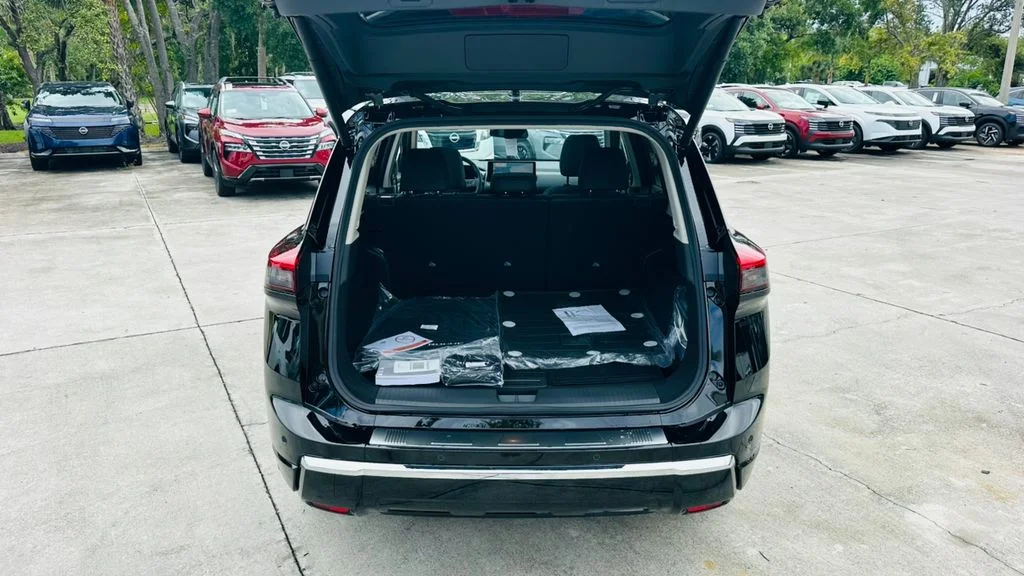 2026 Nissan Rogue Platinum - Photo 32