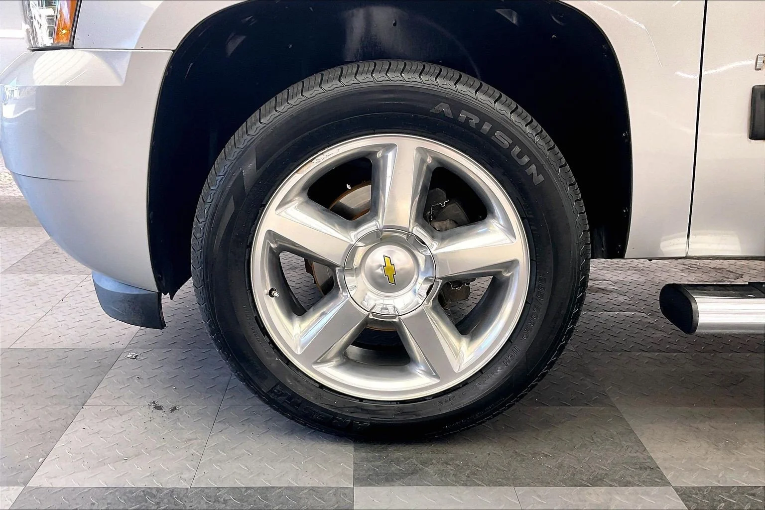 Used 2013 Silver Ice Metallic Chevrolet LT image 8