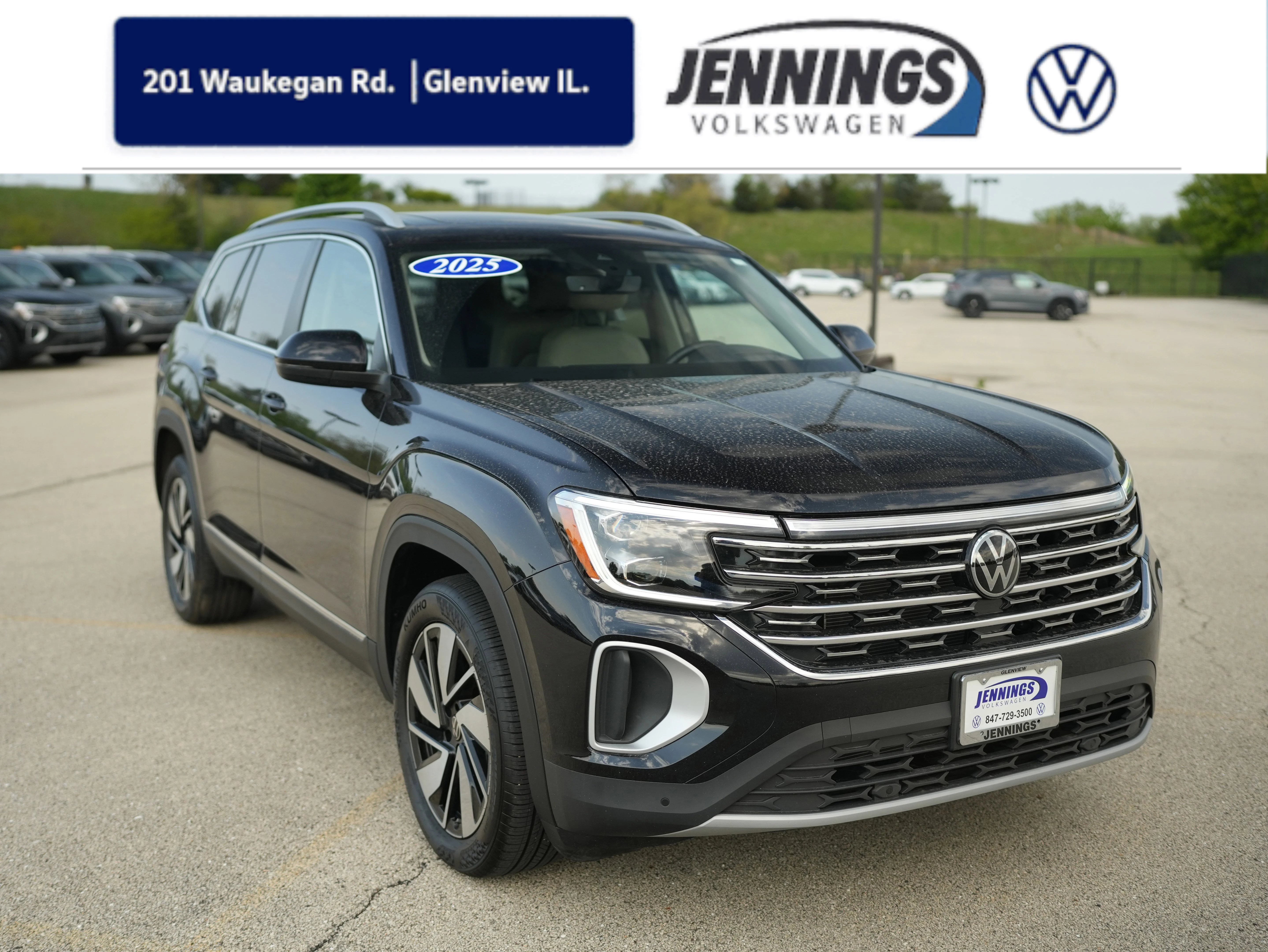 2025 Volkswagen Atlas 2.0T SEL 4MOTION's photo