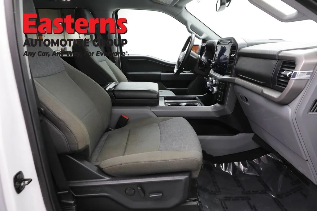 Used 2024 White Ford XLT image 26