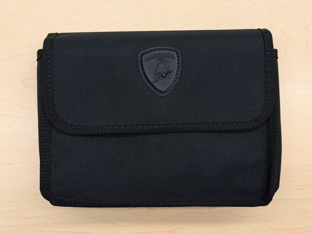 Used 2023 Blu Astraeus Metallic Lamborghini S image 46