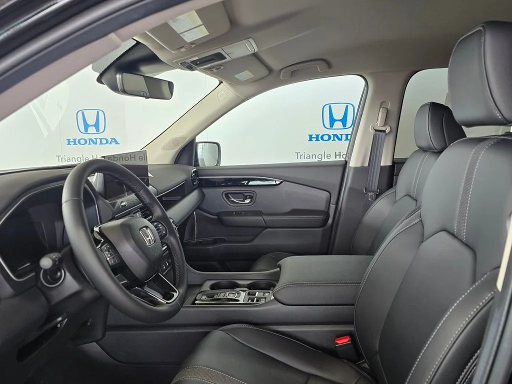 New 2026 Black Honda RTL image 11