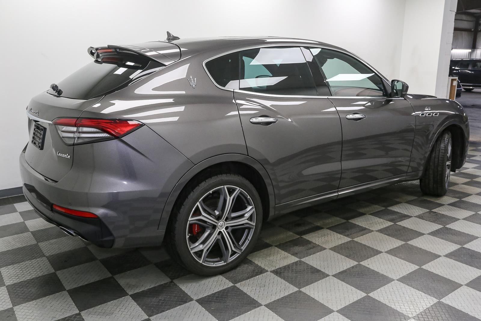 Used 2022 Grigio Maratea Metallic Maserati GT image 9