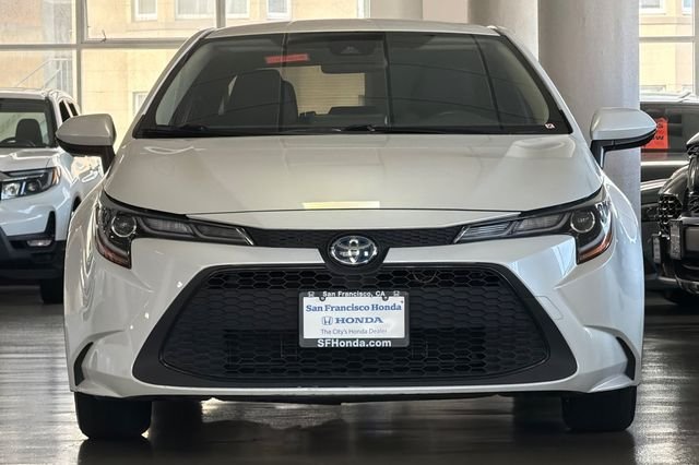 Used 2022 Wind Chill Pearl Toyota LE image 12