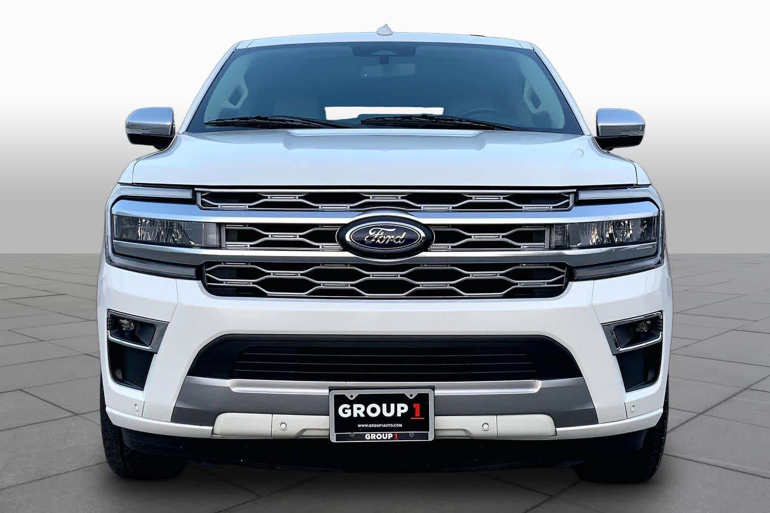 Used 2023 Star White Metallic Tri-Coat Ford Platinum image 7