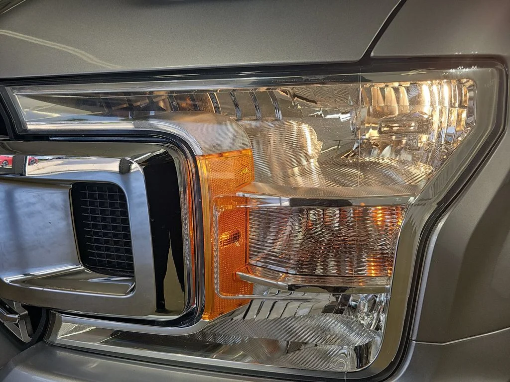 Used 2020 Silver Ford XLT image 35
