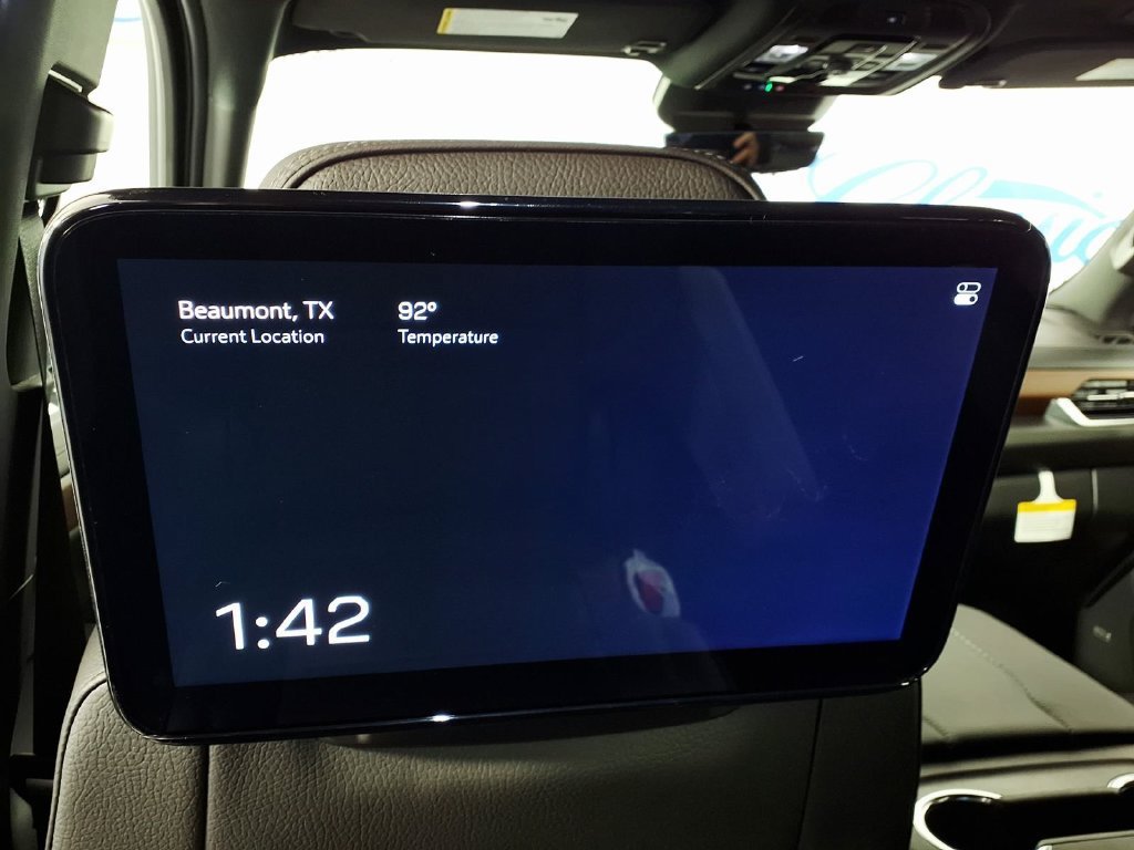 2027 GMC Yukon XL Denali - Photo 12