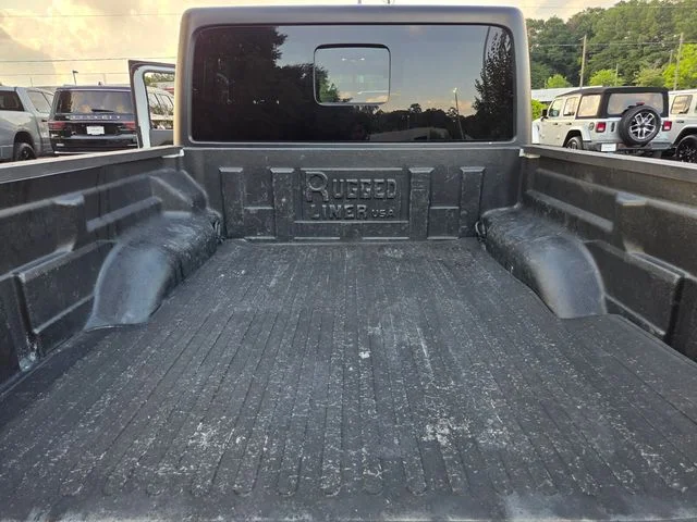Used 2021 White Jeep Rubicon image 31