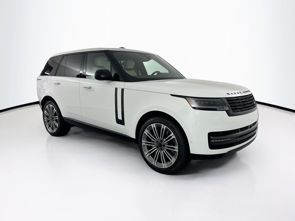 New 2026 Fuji White Land Rover SE image 3