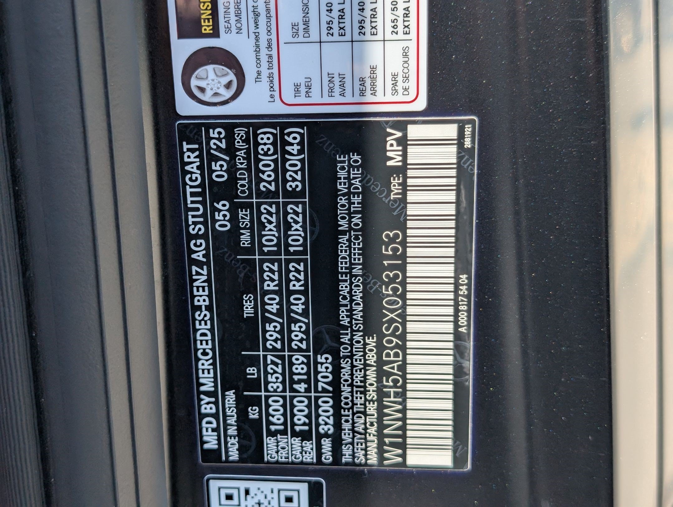 Used 2025 Black Mercedes-Benz AMG® G 63 image 35