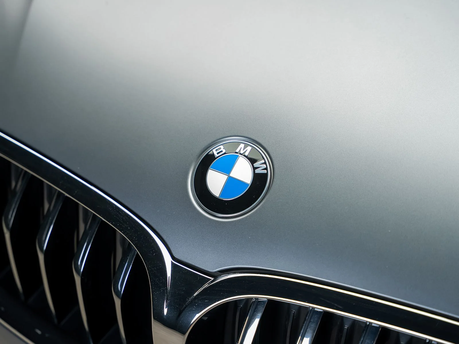 Used 2022 Blue BMW ALPINA B8 xDrive image 11