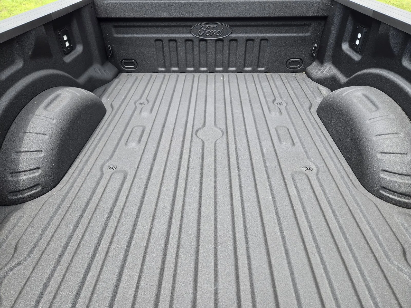 New 2026 Star White Metallic Tri-Coat Ford F-250® Lariat® image 20