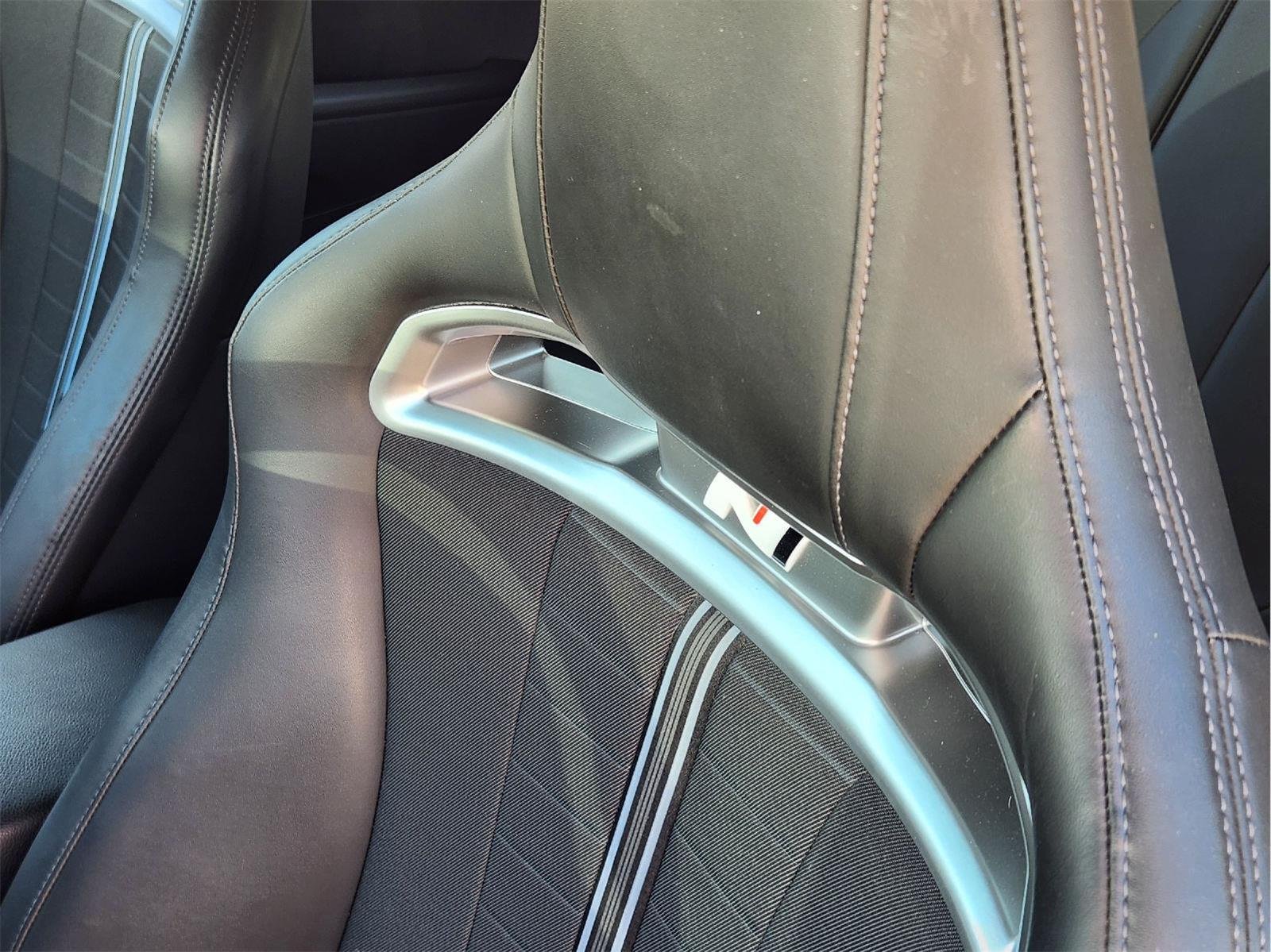 Used 2021 Racing Red Hyundai Base image 14